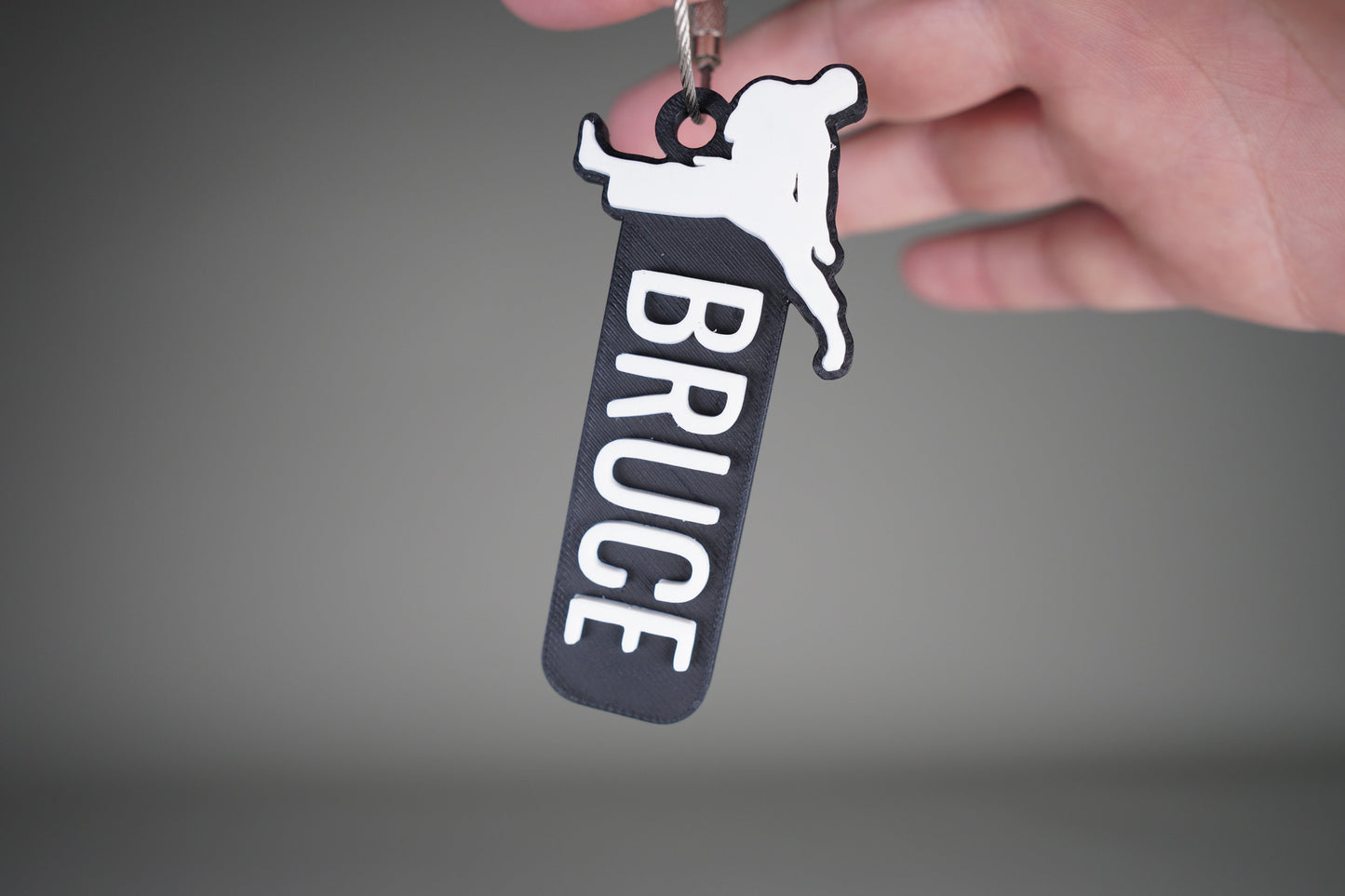 Personalized karate and taekwondo keychain with custom name — photo 1