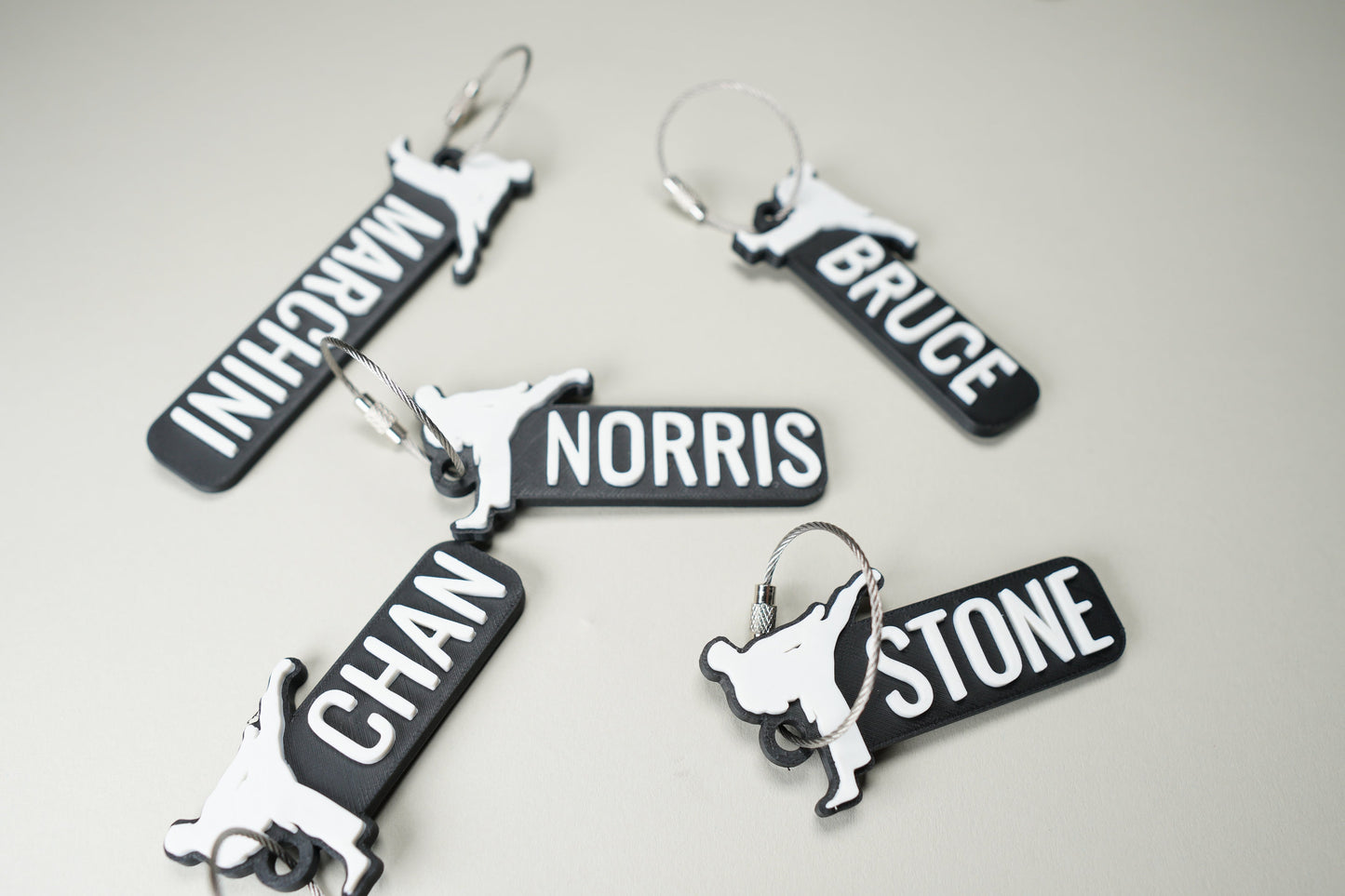 Personalized karate and taekwondo keychain with custom name — photo 2