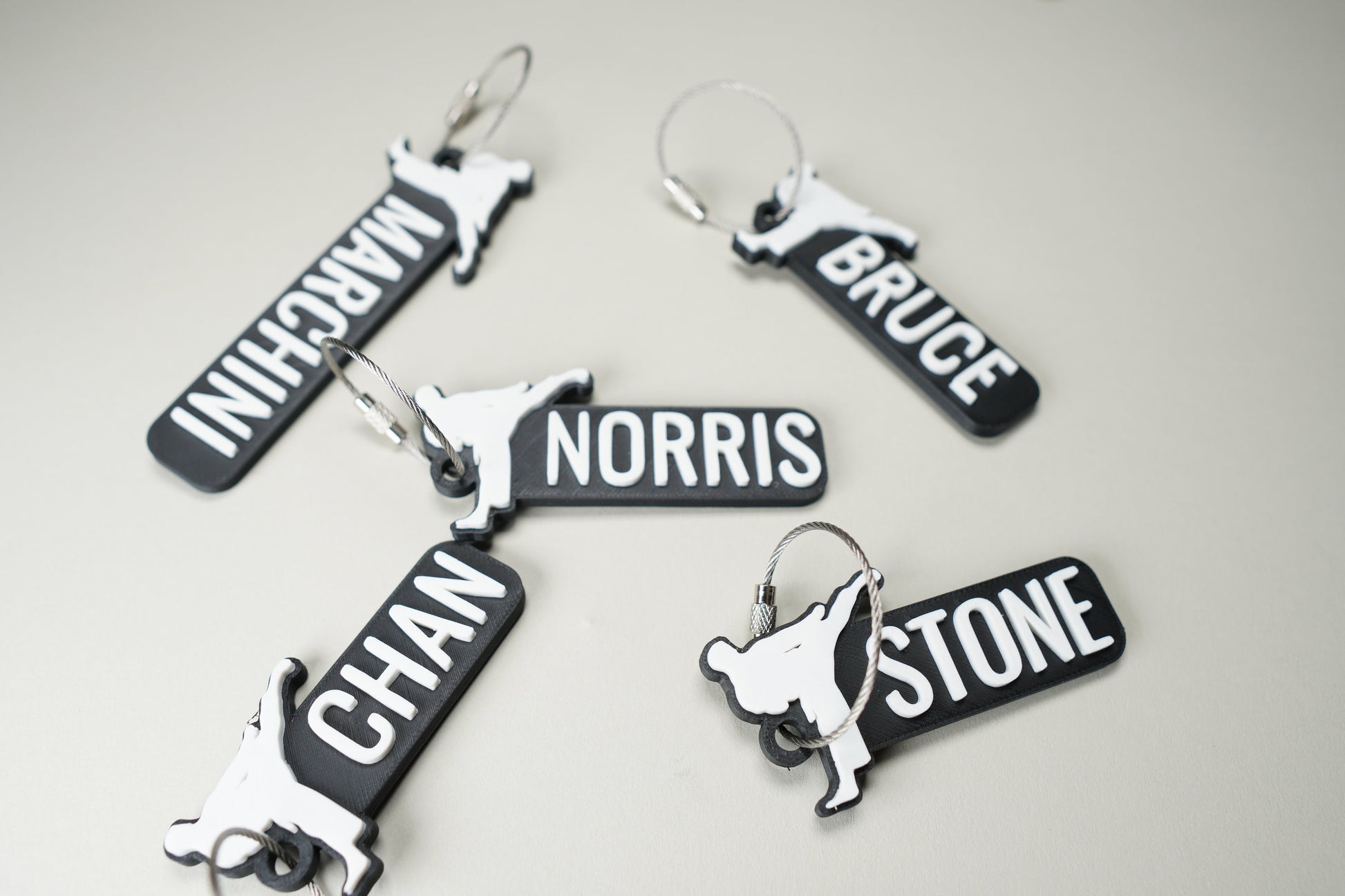 Personalized karate and taekwondo keychain with custom name — photo 2