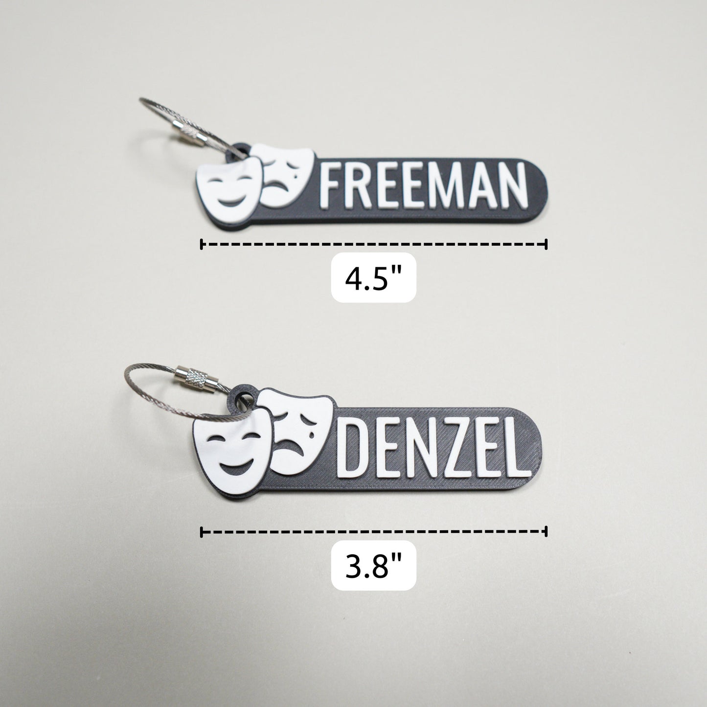 Personalized musical theater keychain with custom name — photo 3